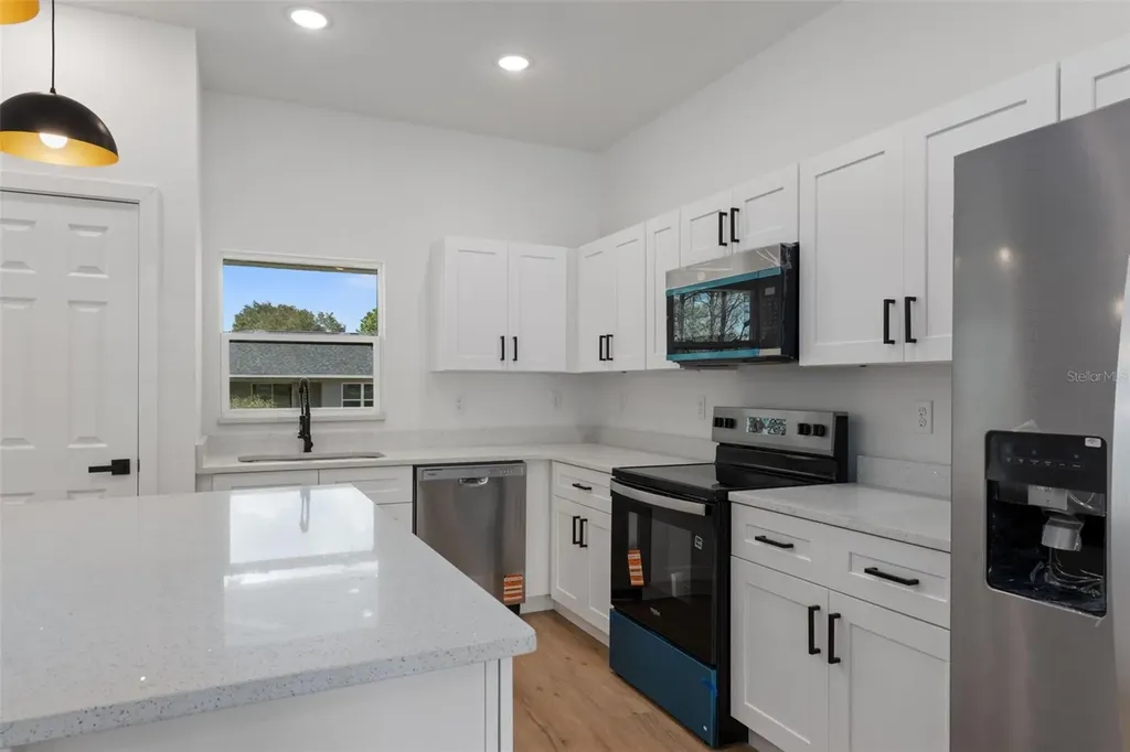 1813 W Hialeah Drive Citrus Springs FL 34434