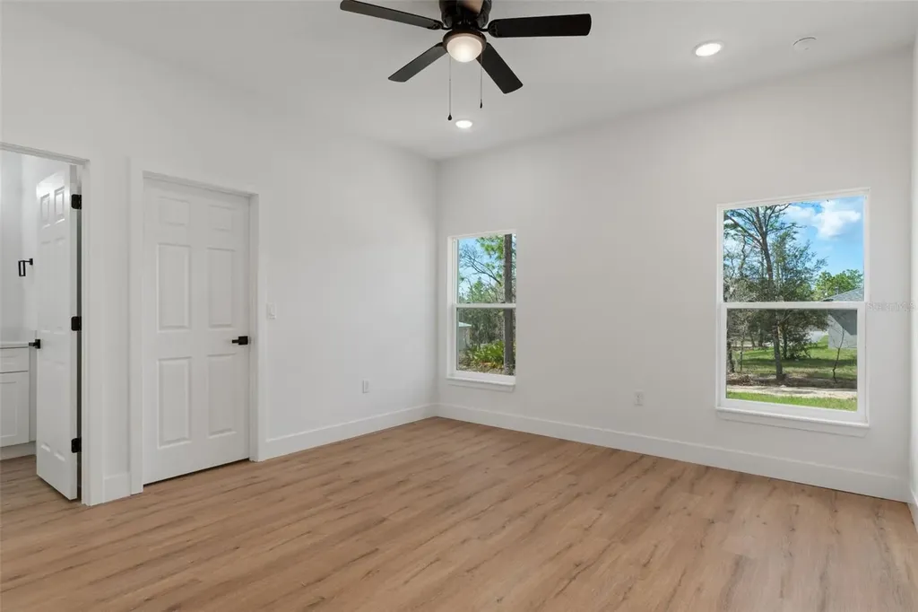 1813 W Hialeah Drive Citrus Springs FL 34434