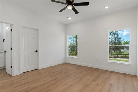 1813 W Hialeah Drive Citrus Springs FL 34434