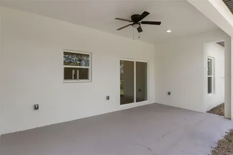 1813 W Hialeah Drive Citrus Springs FL 34434
