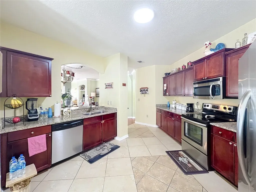 157 Villa Di Este Terrace Lake Mary FL 32746