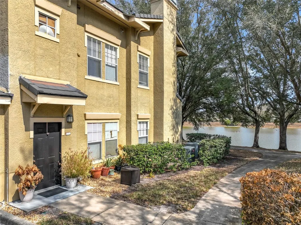 157 Villa Di Este Terrace Lake Mary FL 32746