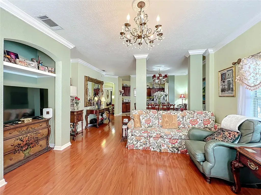 157 Villa Di Este Terrace Lake Mary FL 32746