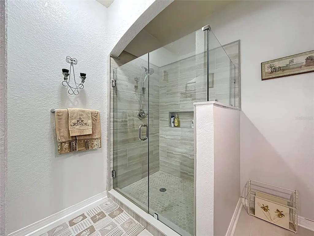 157 Villa Di Este Terrace Lake Mary FL 32746