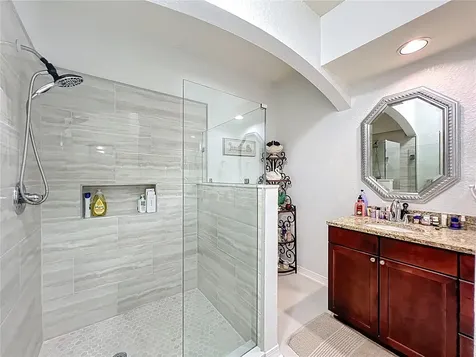 157 Villa Di Este Terrace Lake Mary FL 32746
