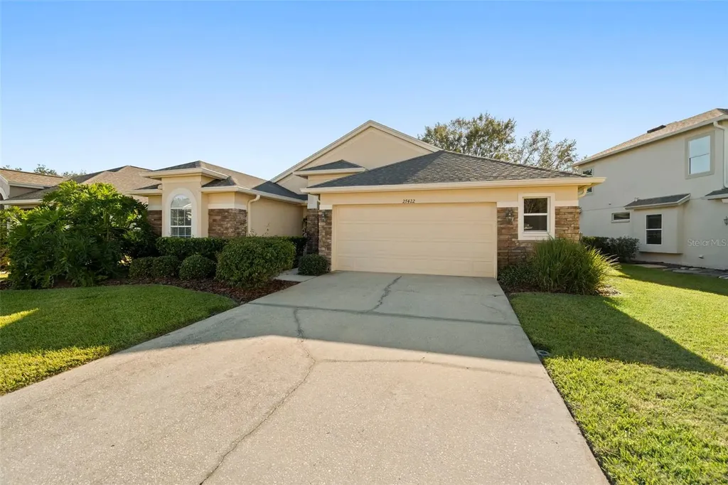 27422 Edenfield Drive Wesley Chapel FL 33544
