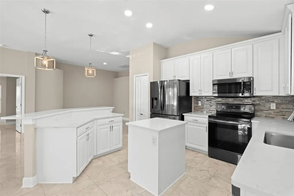 27422 Edenfield Drive Wesley Chapel FL 33544