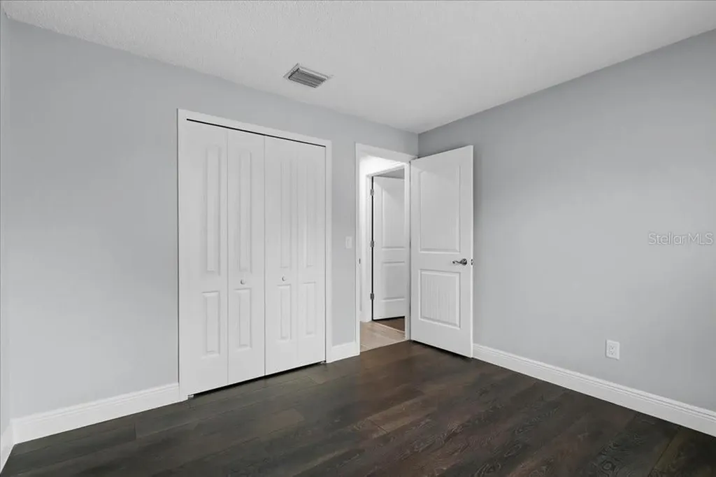 2435 Lake Jackson Circle Apopka FL 32703