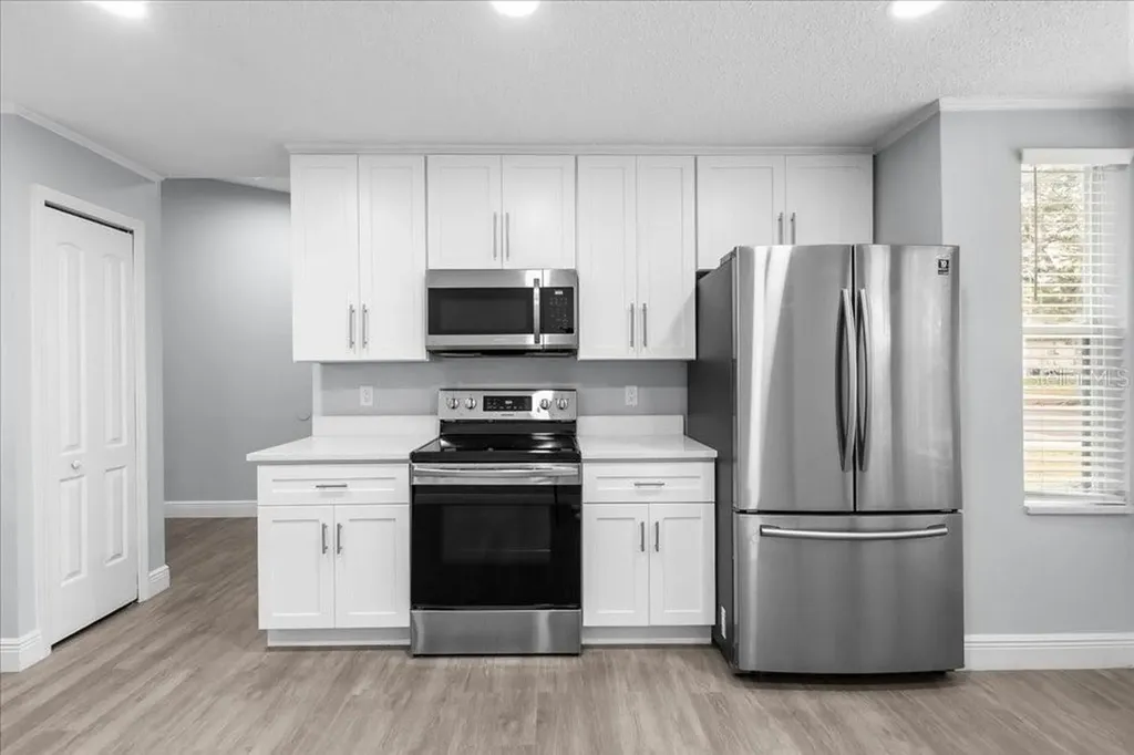 2435 Lake Jackson Circle Apopka FL 32703
