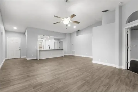 2435 Lake Jackson Circle Apopka FL 32703