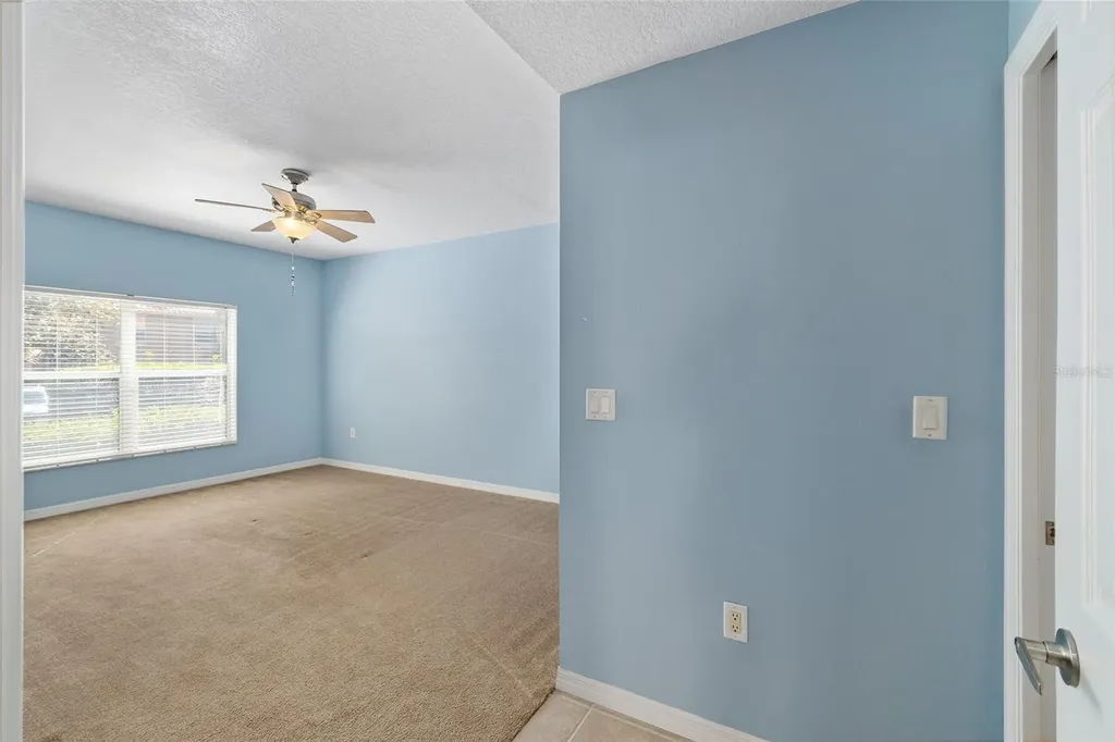5427 Compass Point Oxford FL 34484