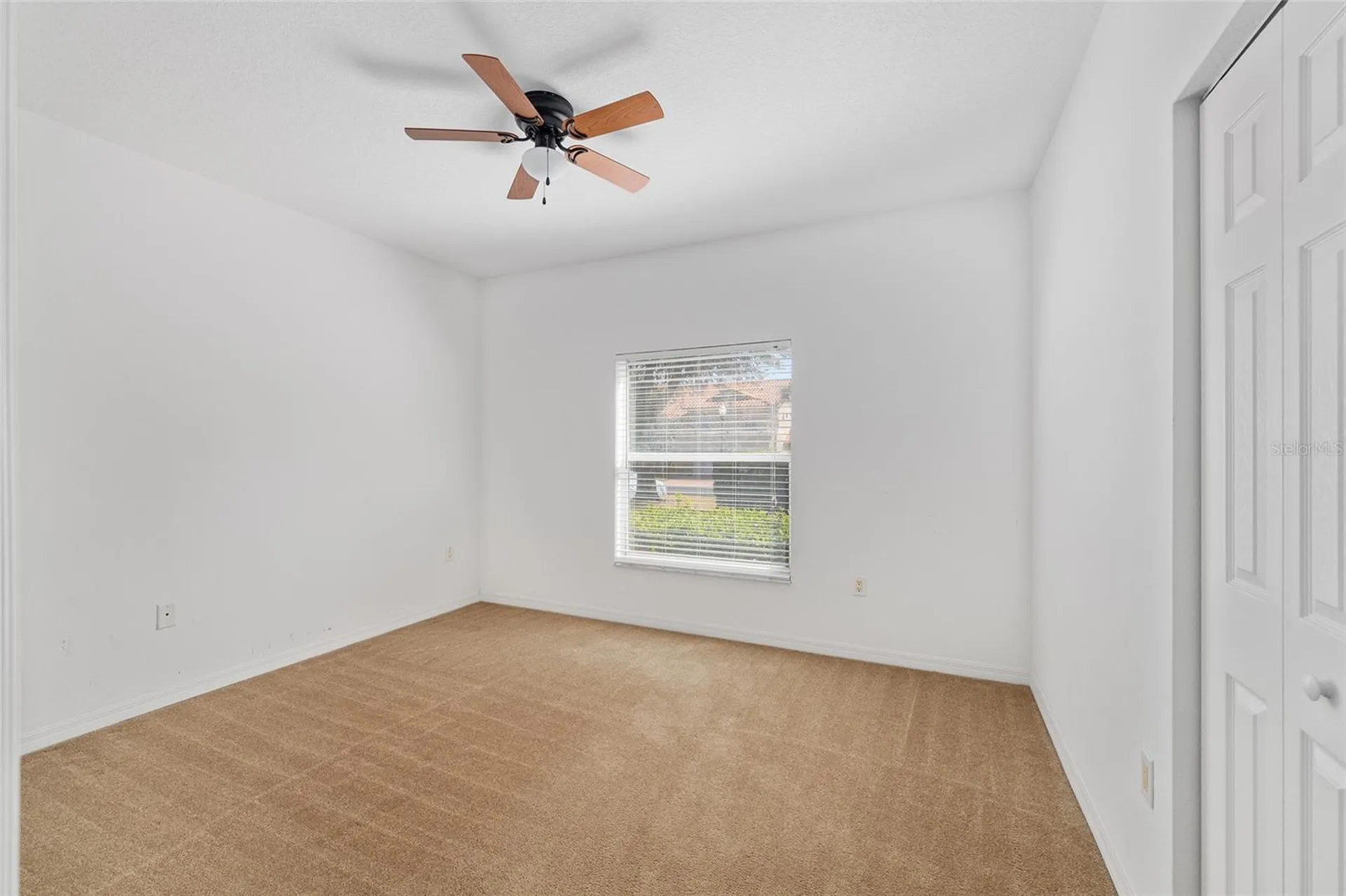 5427 Compass Point Oxford FL 34484