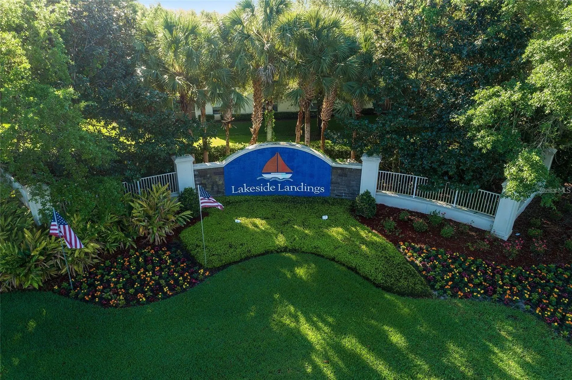 5427 Compass Point Oxford FL 34484