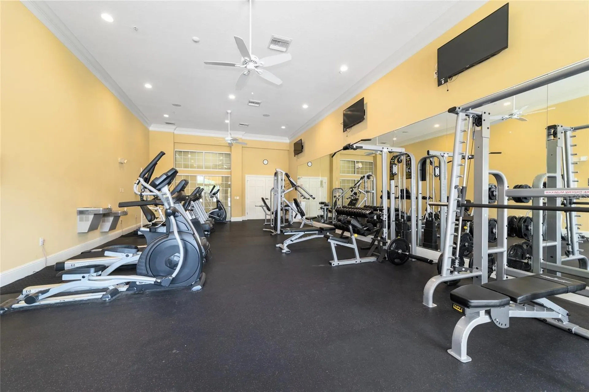 5427 Compass Point Oxford FL 34484