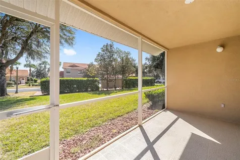 5427 Compass Point Oxford FL 34484