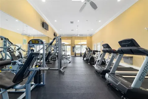 5427 Compass Point Oxford FL 34484
