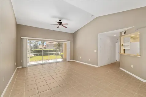 5427 Compass Point Oxford FL 34484