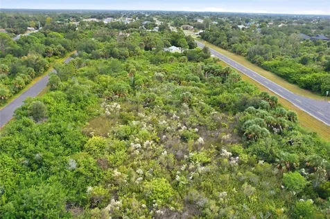 9424 Willmington Boulevard Englewood FL 34224