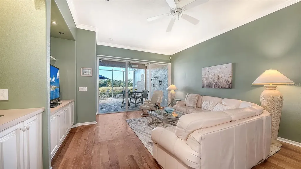 9447 Forest Hills Circle Sarasota FL 34238