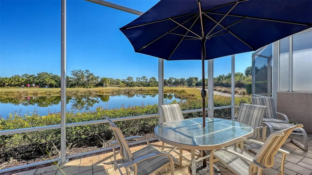 9447 Forest Hills Circle Sarasota FL 34238