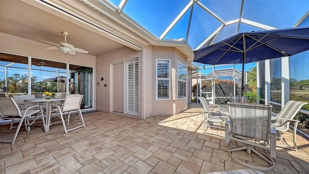 9447 Forest Hills Circle Sarasota FL 34238