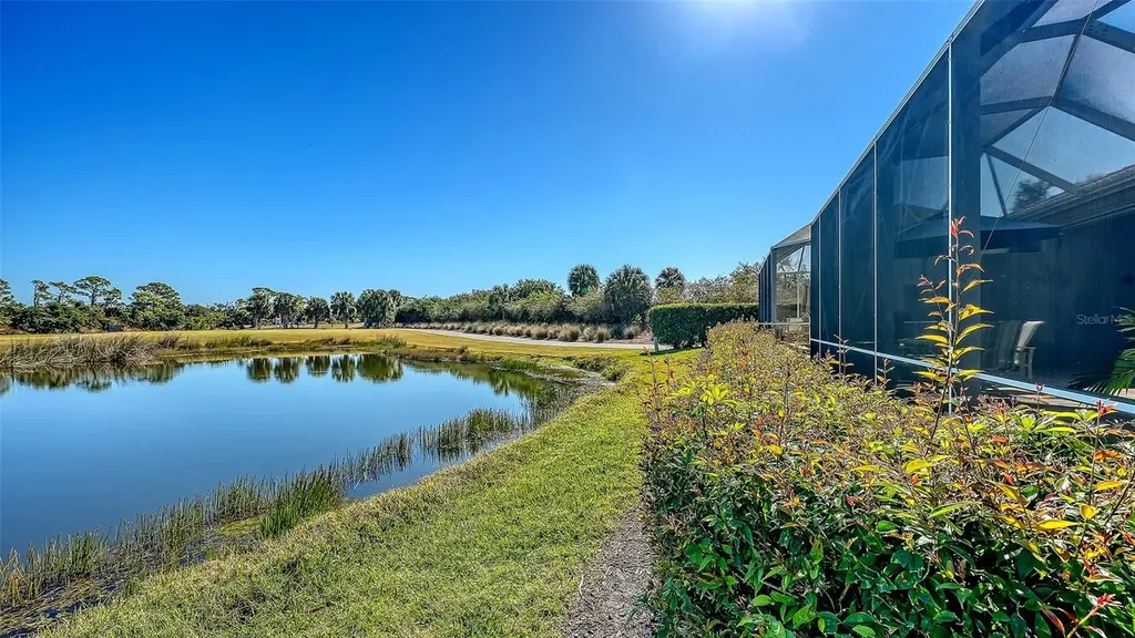 9447 Forest Hills Circle Sarasota FL 34238