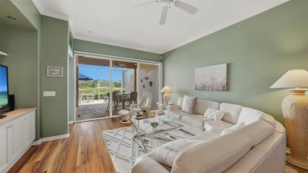 9447 Forest Hills Circle Sarasota FL 34238