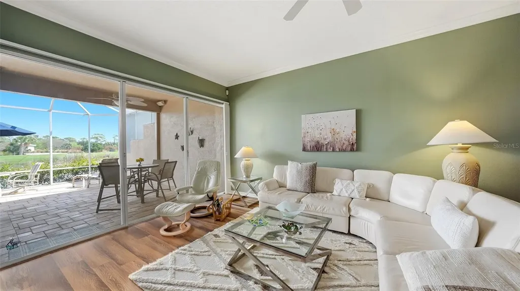 9447 Forest Hills Circle Sarasota FL 34238