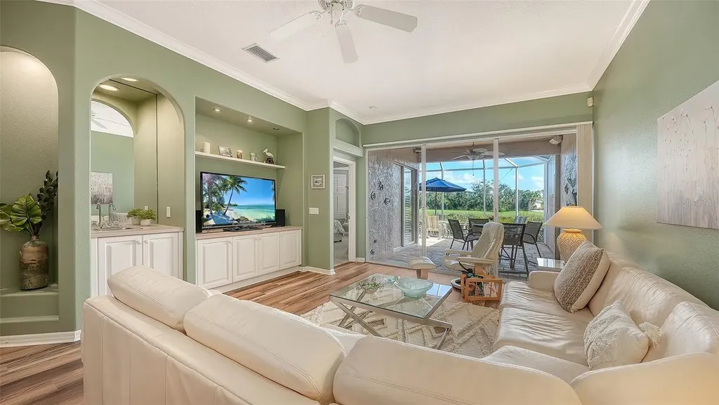 9447 Forest Hills Circle Sarasota FL 34238