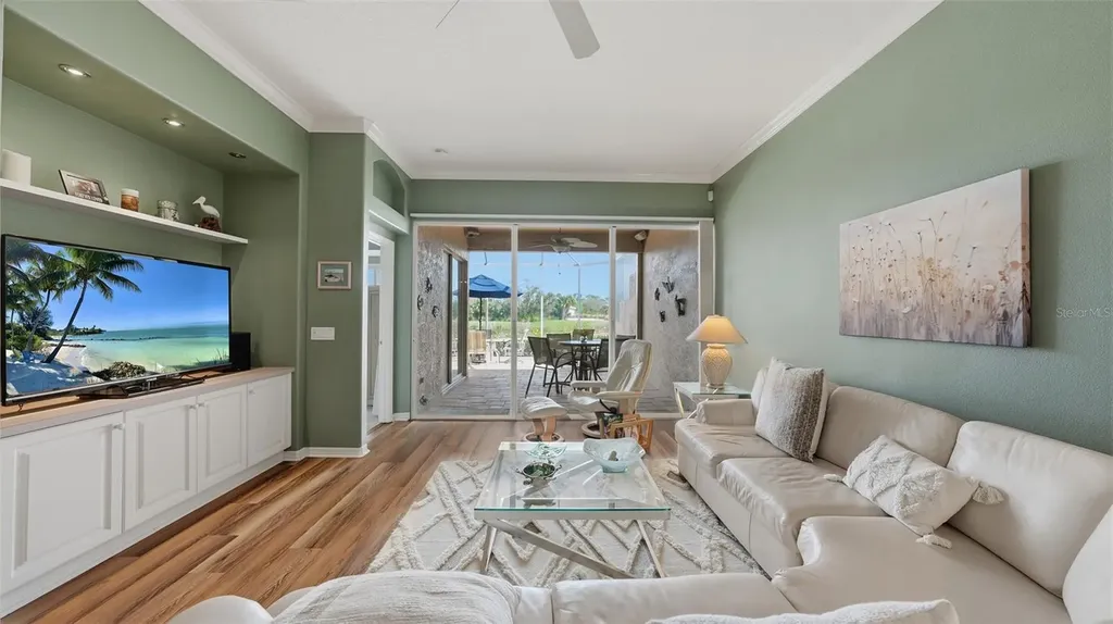 9447 Forest Hills Circle Sarasota FL 34238