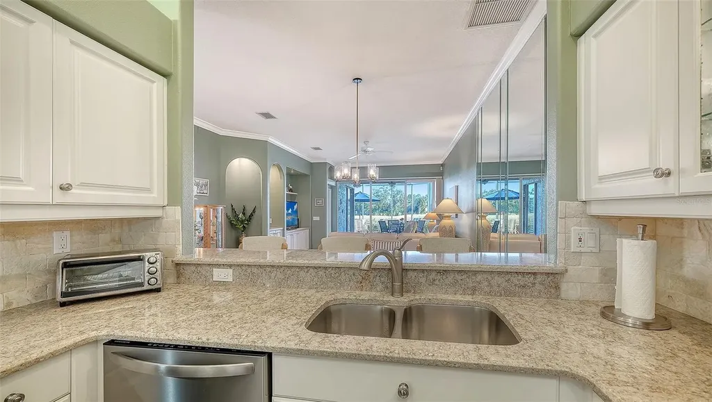9447 Forest Hills Circle Sarasota FL 34238