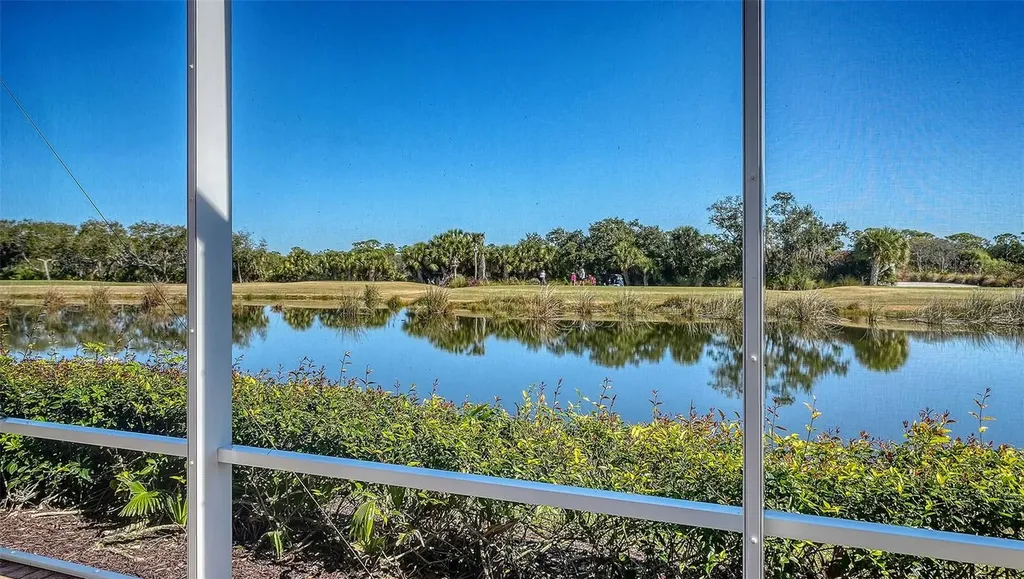9447 Forest Hills Circle Sarasota FL 34238