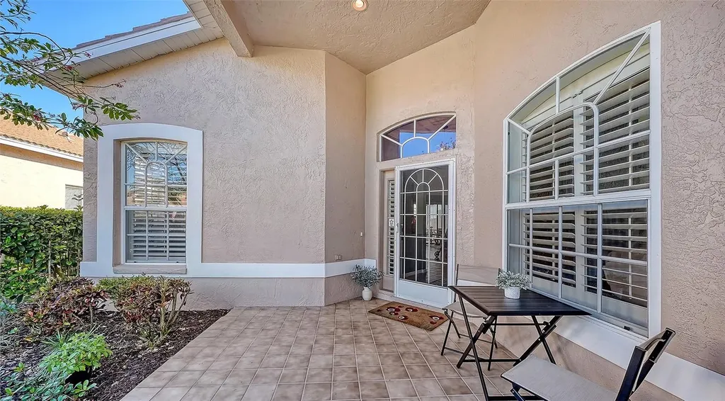 9447 Forest Hills Circle Sarasota FL 34238