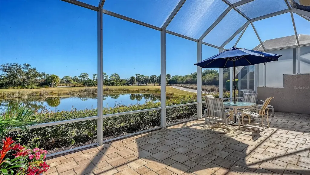 9447 Forest Hills Circle Sarasota FL 34238