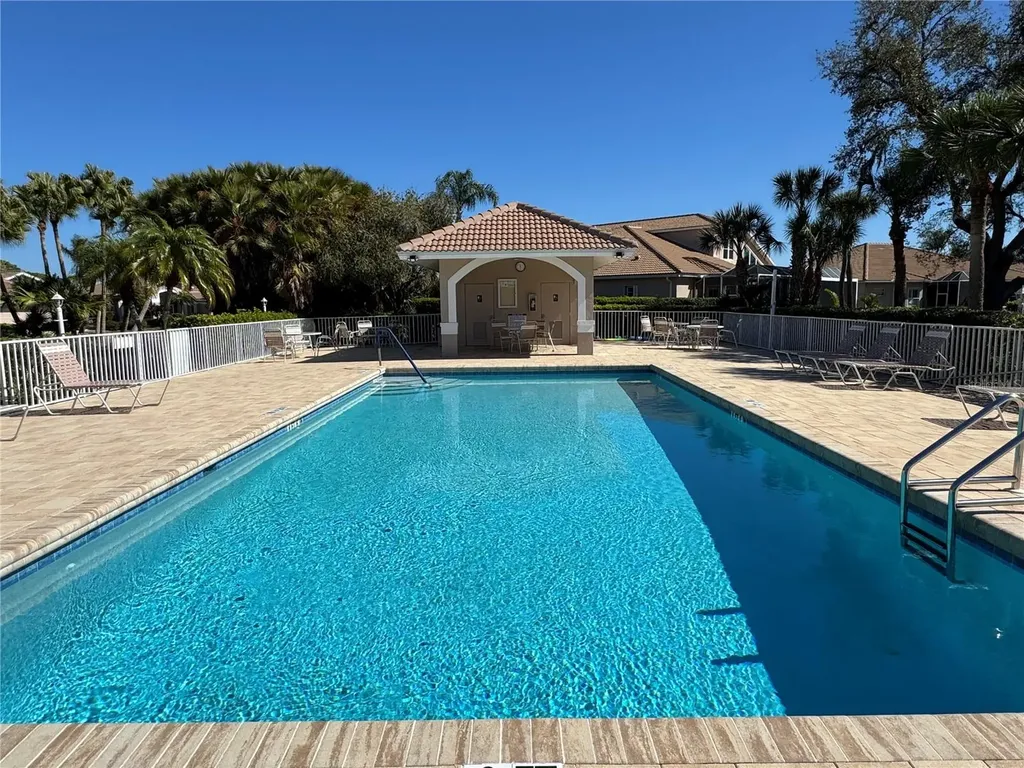 9447 Forest Hills Circle Sarasota FL 34238