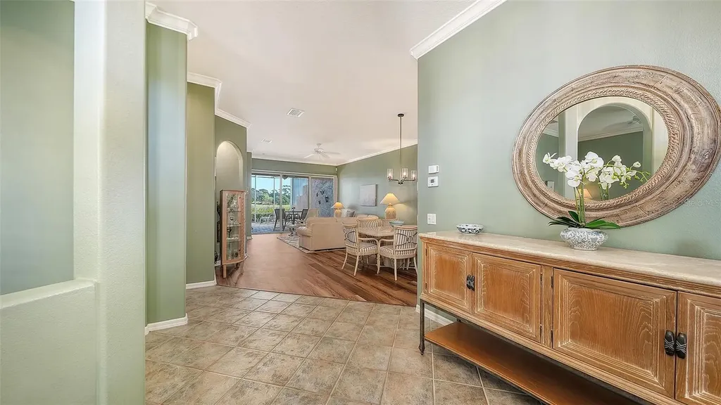 9447 Forest Hills Circle Sarasota FL 34238