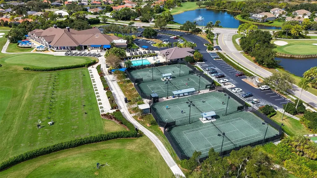 9447 Forest Hills Circle Sarasota FL 34238