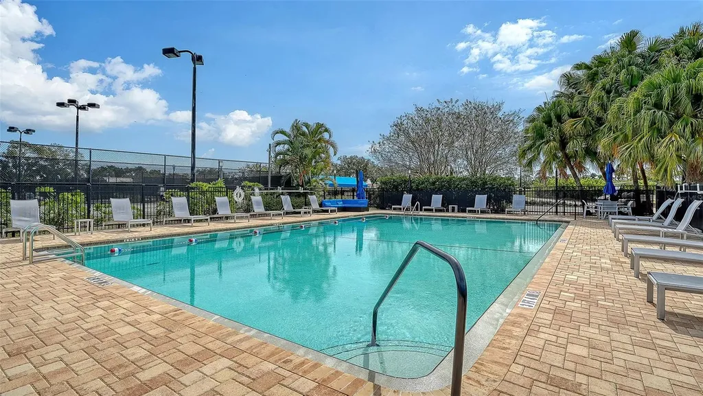 9447 Forest Hills Circle Sarasota FL 34238