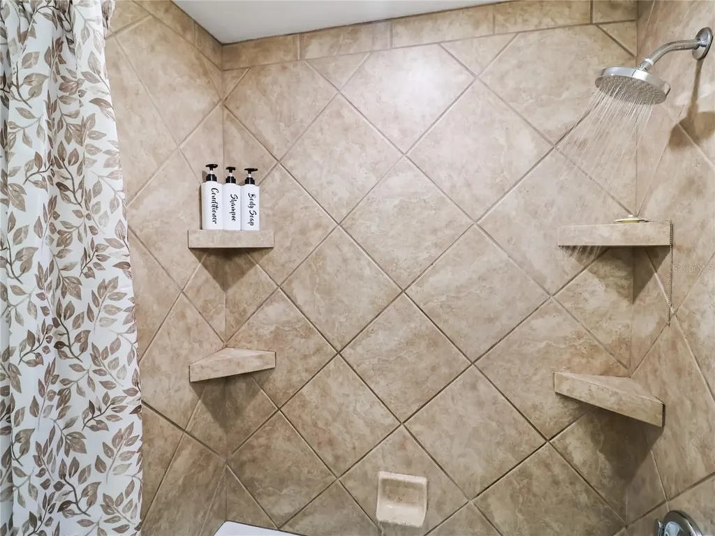 5312 39th Avenue W Bradenton FL 34209