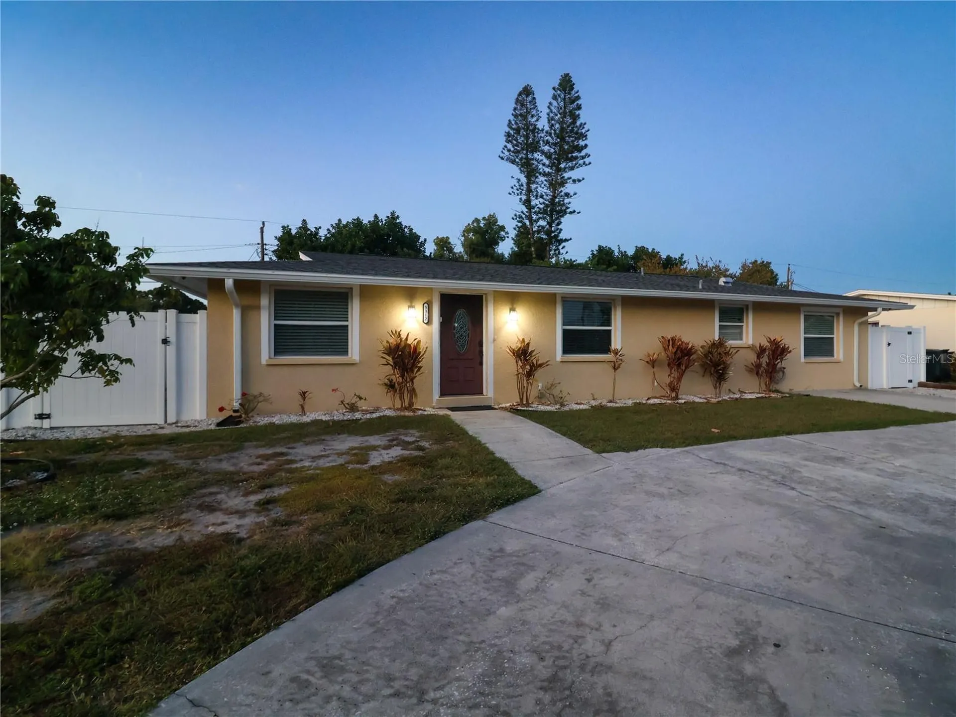 5312 39th Avenue W Bradenton FL 34209