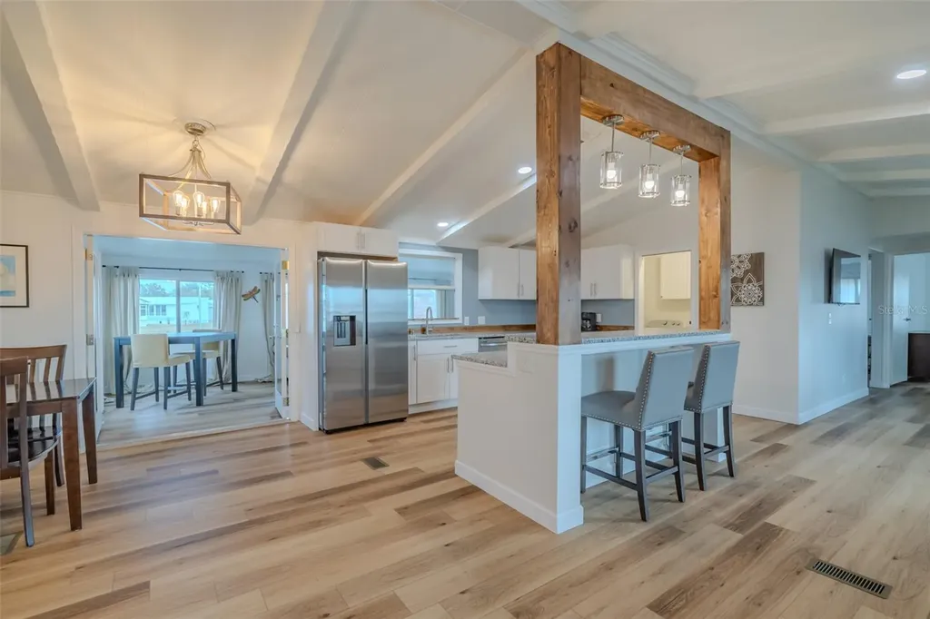 143 E Saint Annes Circle Apollo Beach FL 33572