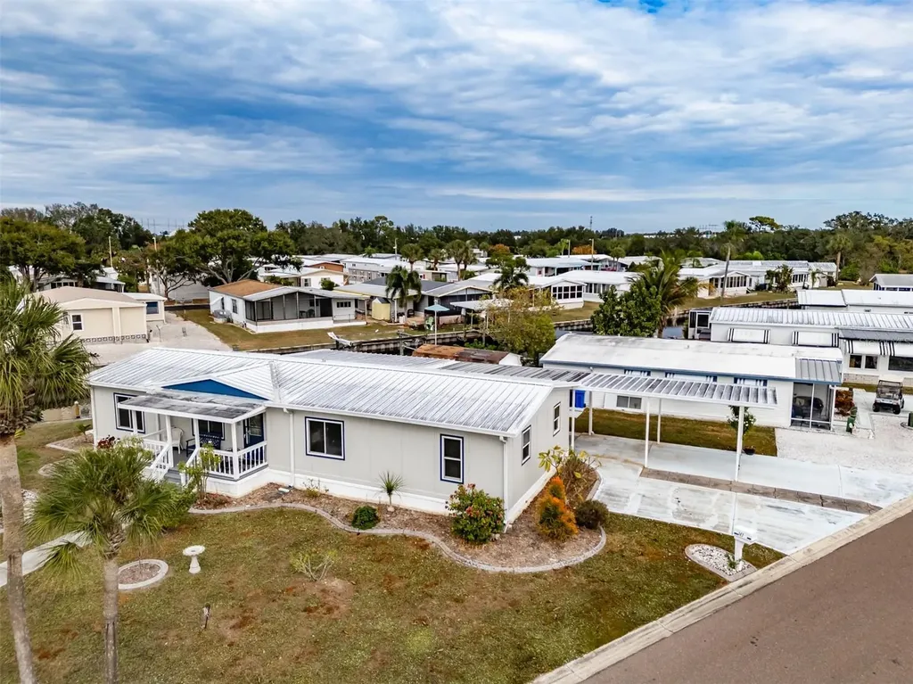 143 E Saint Annes Circle Apollo Beach FL 33572