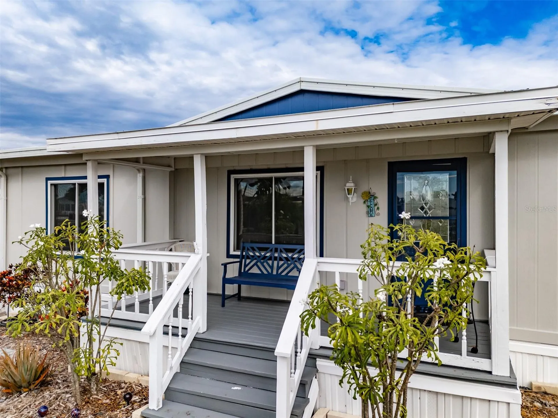 143 E Saint Annes Circle Apollo Beach FL 33572
