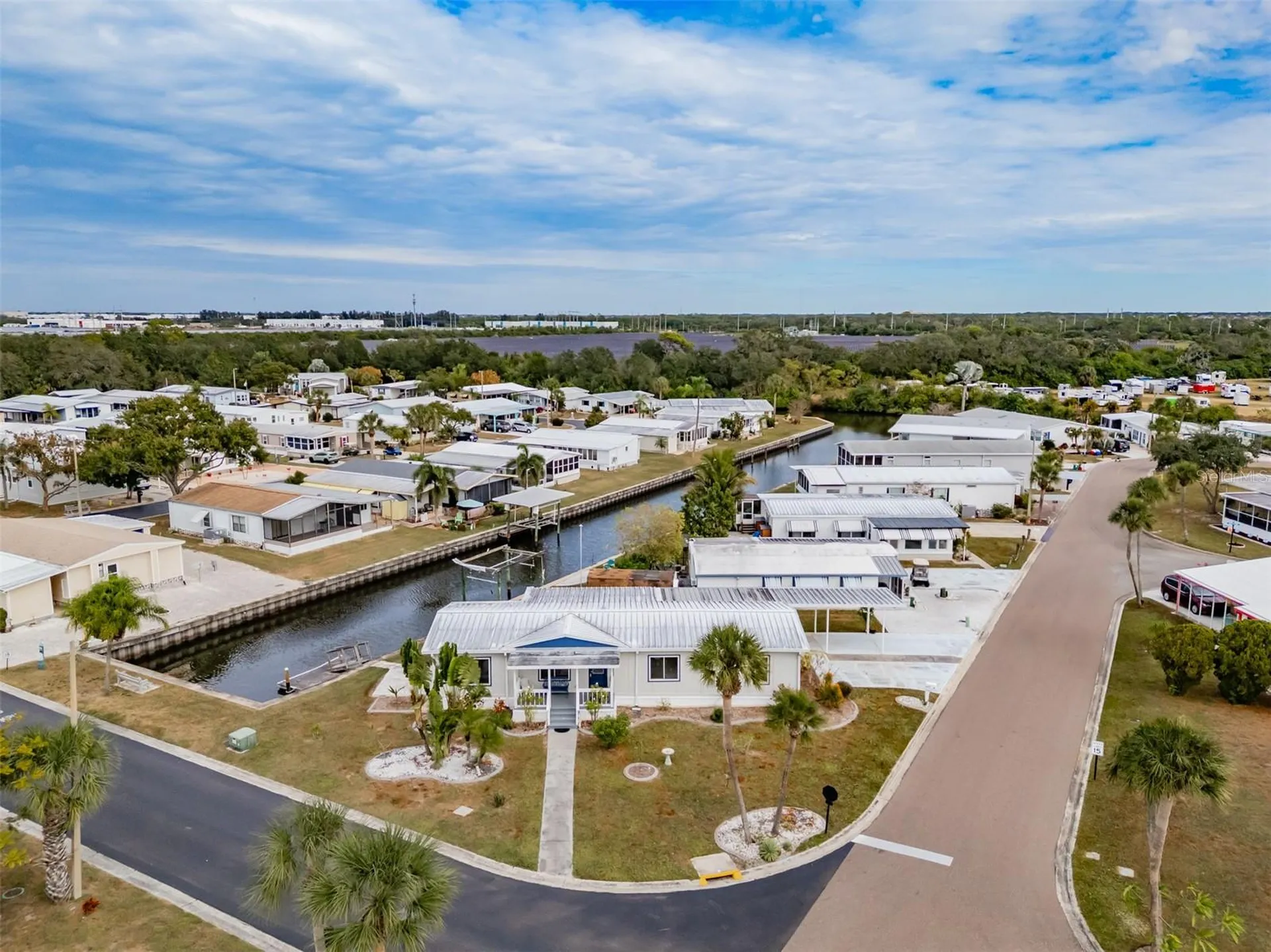 143 E Saint Annes Circle Apollo Beach FL 33572