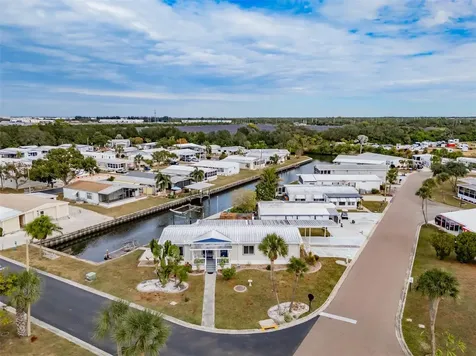 143 E Saint Annes Circle Apollo Beach FL 33572