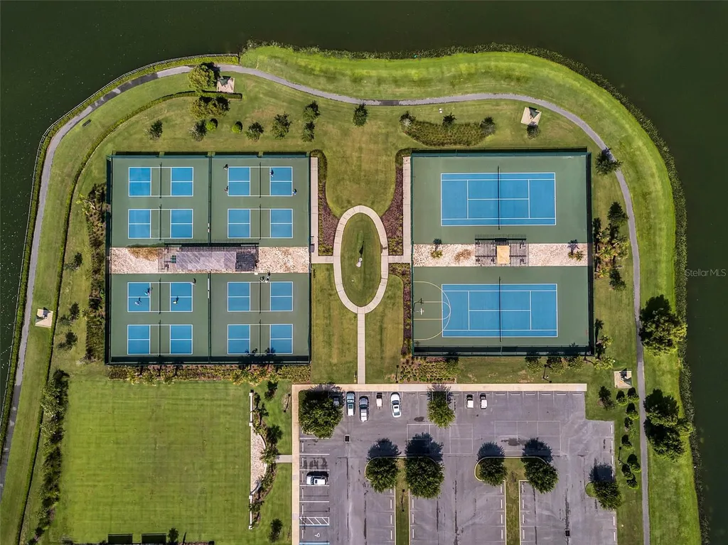 8301 Bridgeport Bay Circle Mount Dora FL 32757