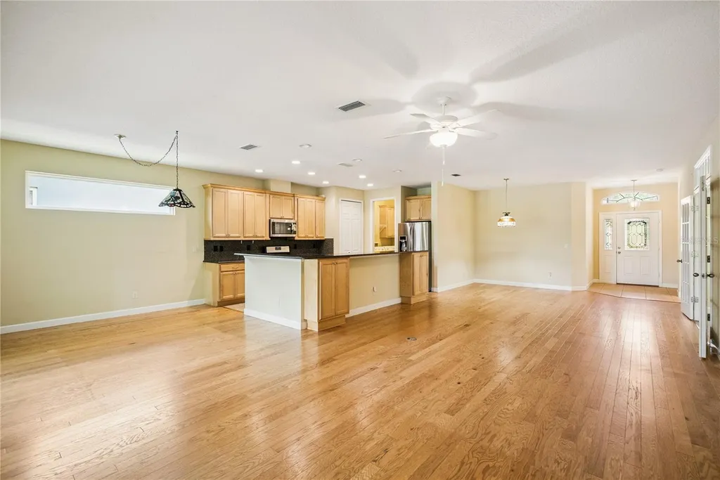 8301 Bridgeport Bay Circle Mount Dora FL 32757
