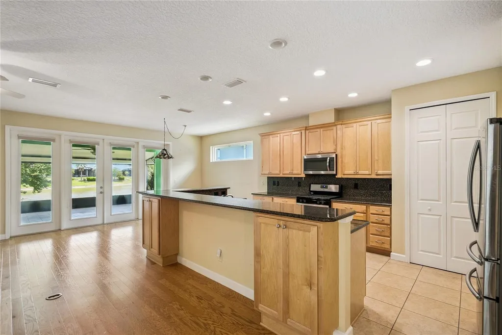 8301 Bridgeport Bay Circle Mount Dora FL 32757