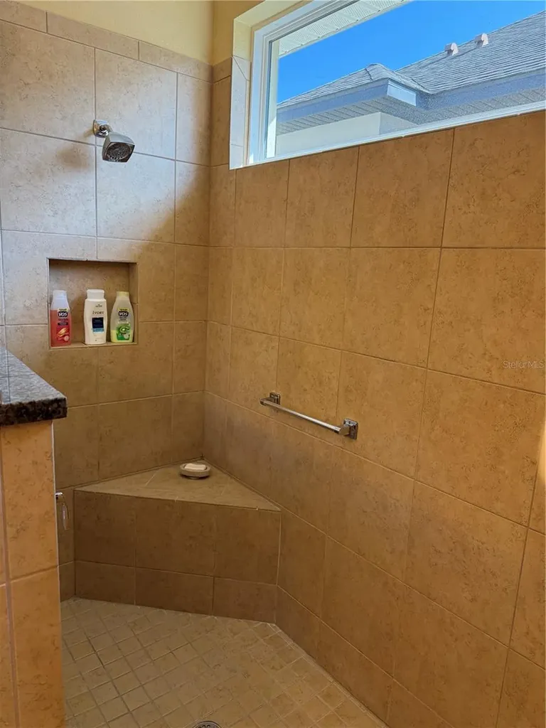 8301 Bridgeport Bay Circle Mount Dora FL 32757