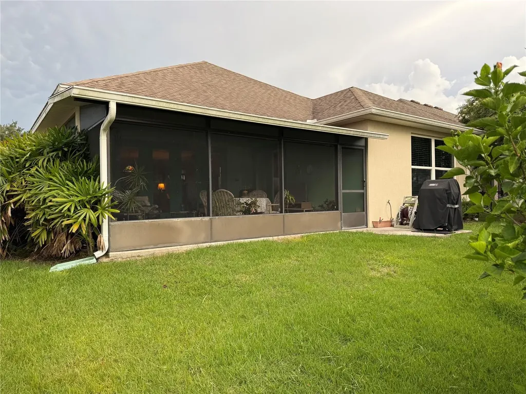 8301 Bridgeport Bay Circle Mount Dora FL 32757